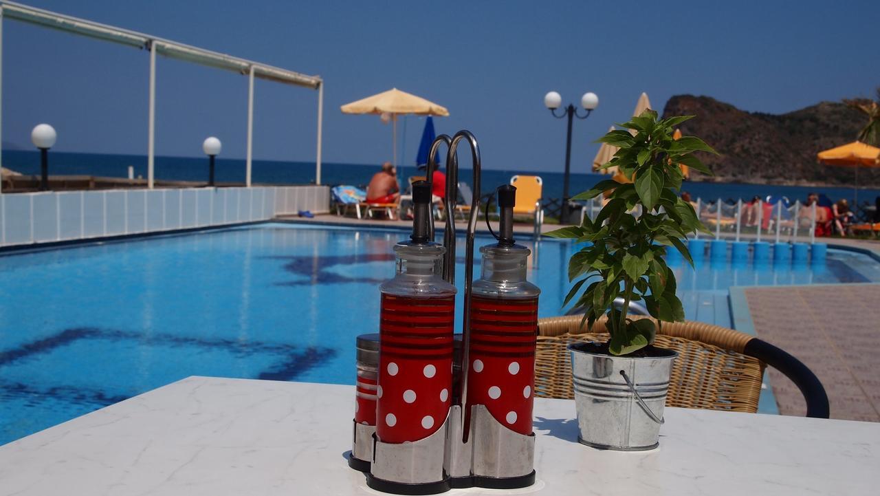 Coral Beach Hotel Ayía Marína 외부 사진